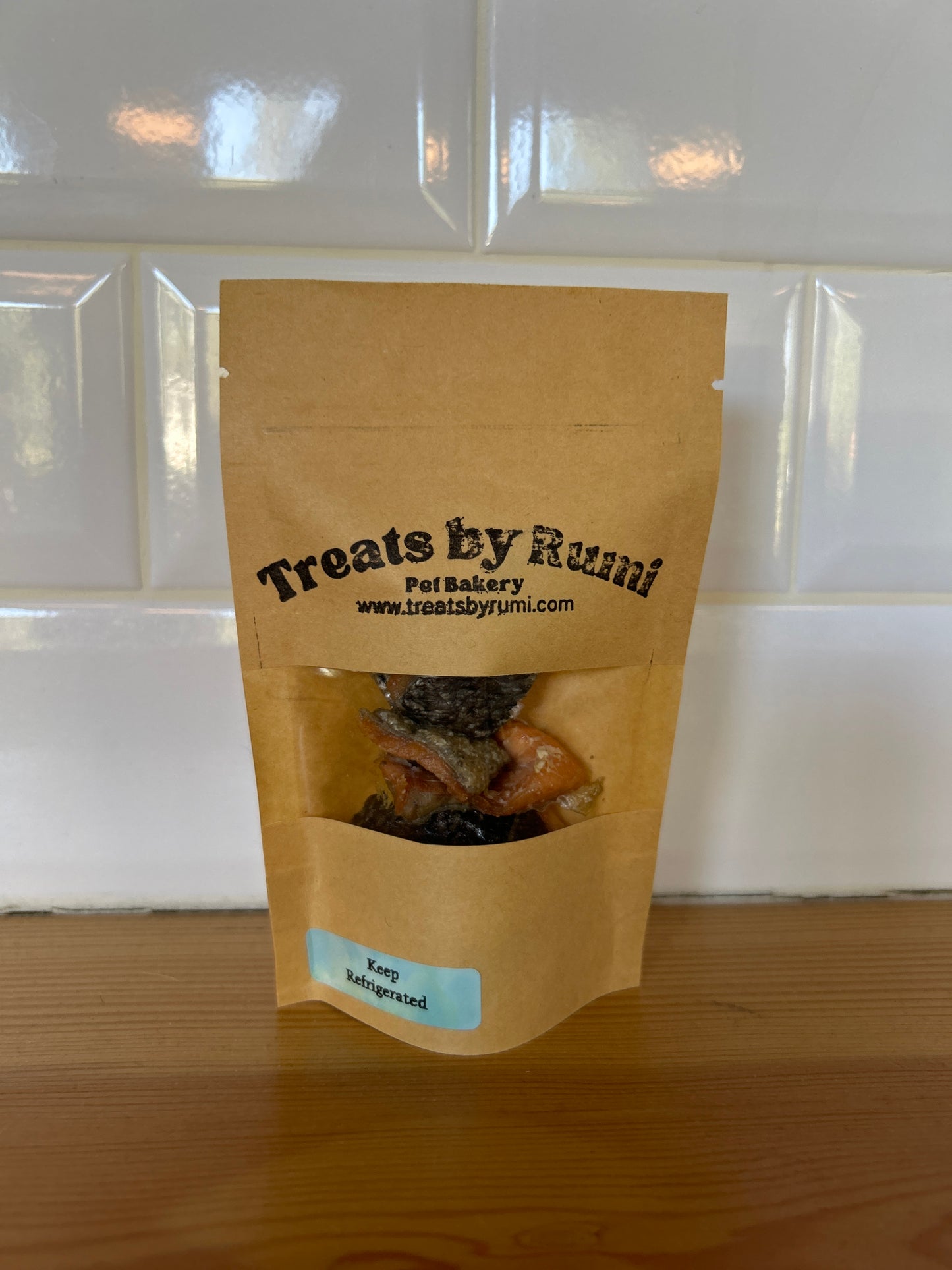 Baked Salmon Skin (1 oz)